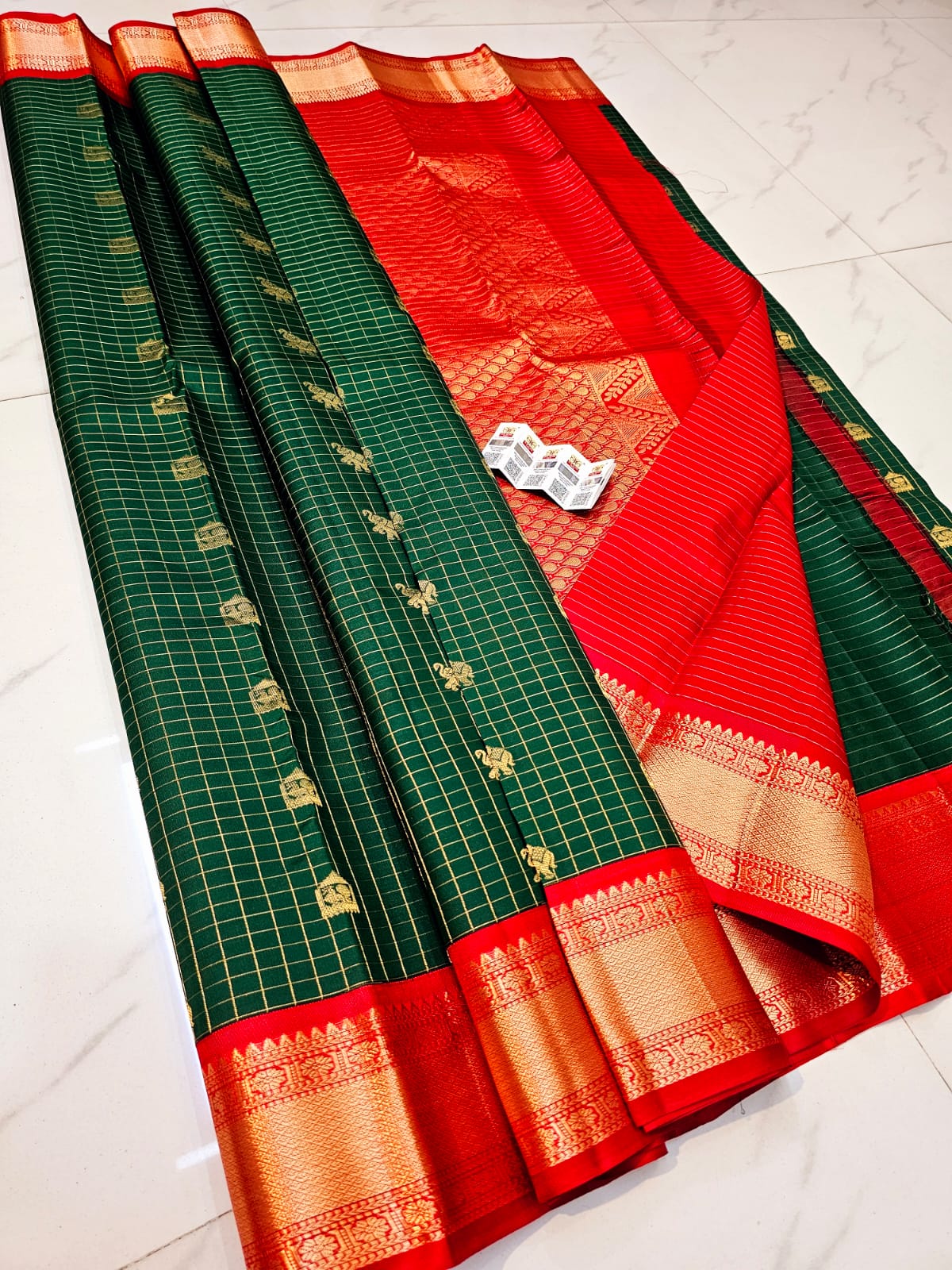 Pure Kanjivaram Silk Saree with Fancy Gap Border – Kanjipuram Silk Mark Certified