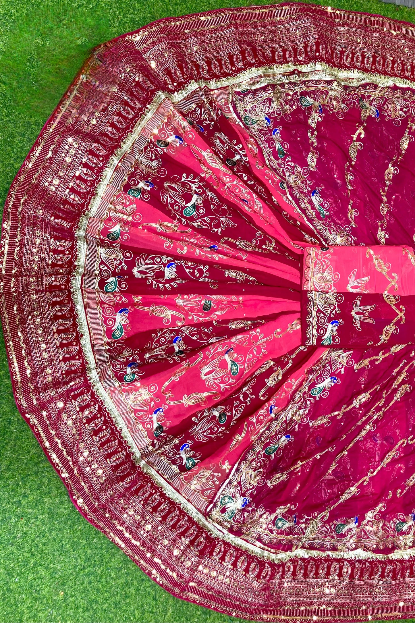 Designer 4.5 mt Gher Rajwadi Lehanga poshak