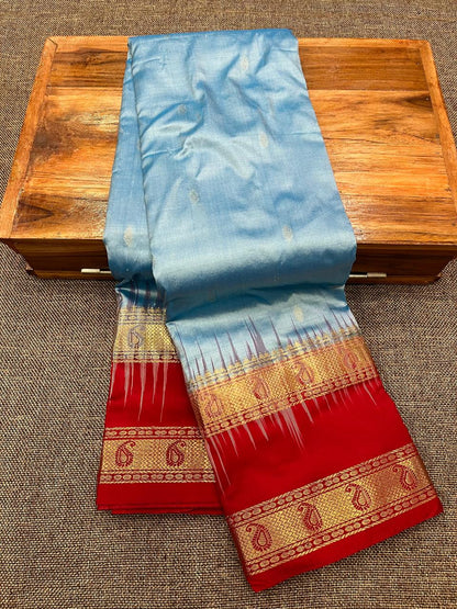 Kanjivaram Pure Silk Paithani Saree – Traditional Zari Border with Shoulder Butti & Contrast Blouse