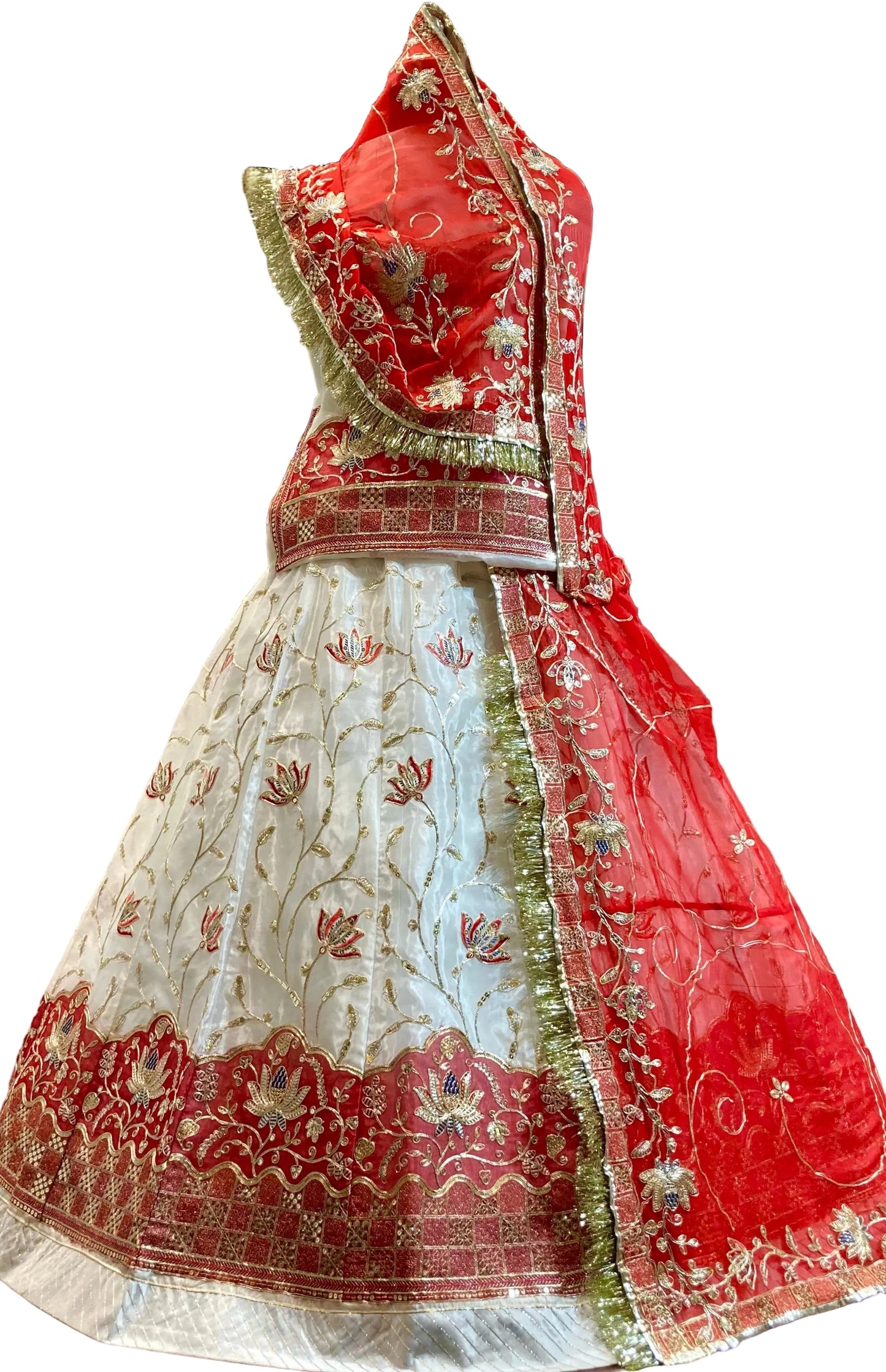 Heavy Fancy Barik Coding Pittan Zari work Pure HO SILK Pyor odhni Designer poshak