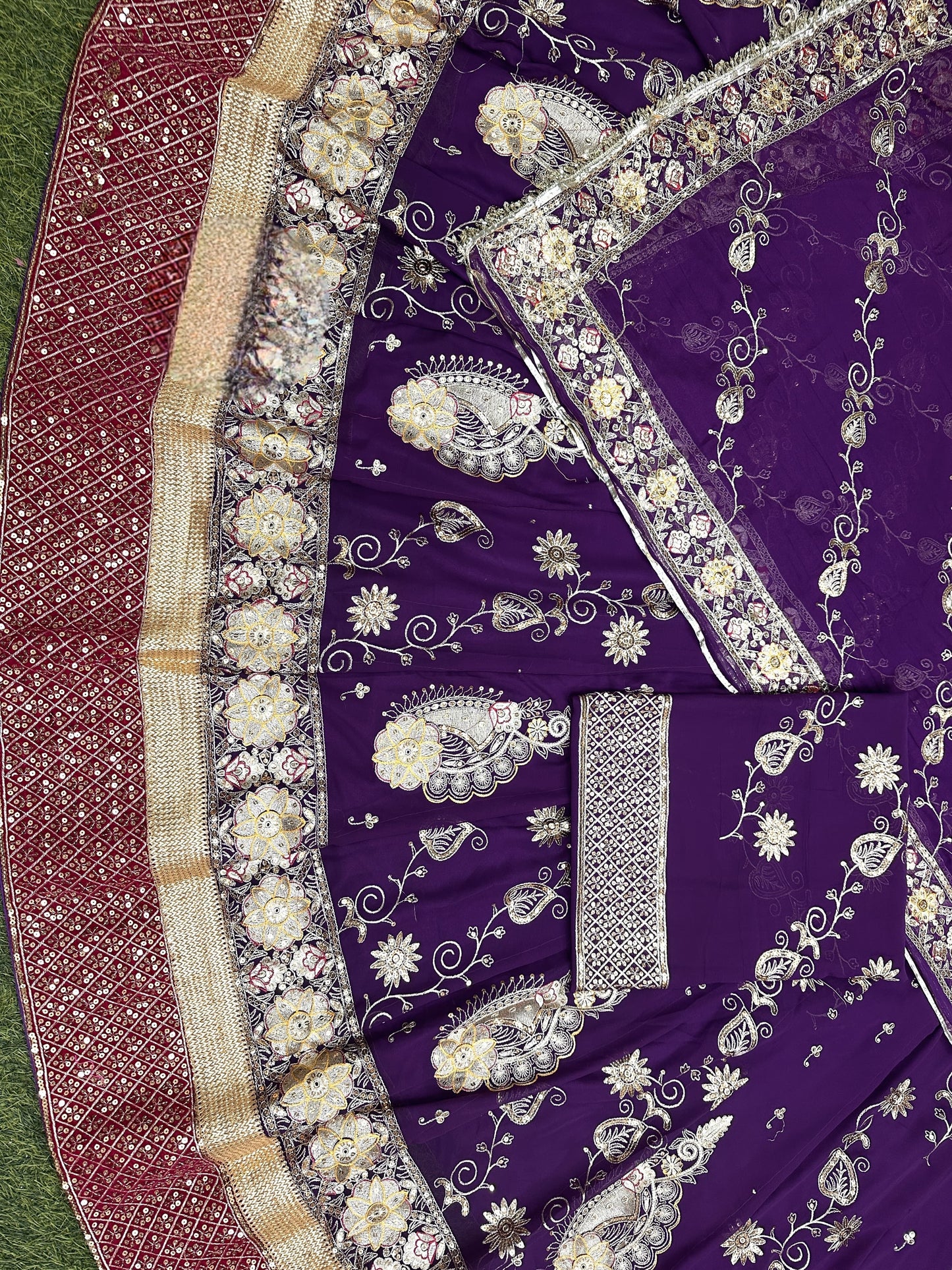 Designer 4.5 MTR Gher Rajwadi Lehenga Poshak – Velvet Border & Vintage Zari Work
