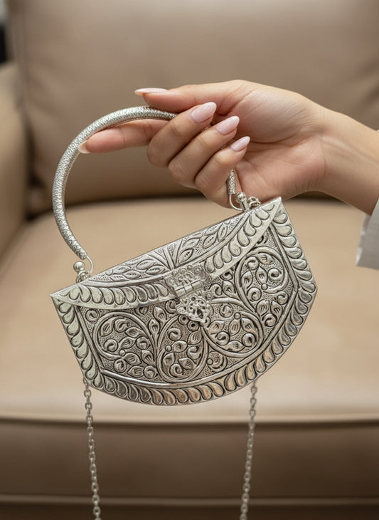 Kesarika Heritage Royale Clutch