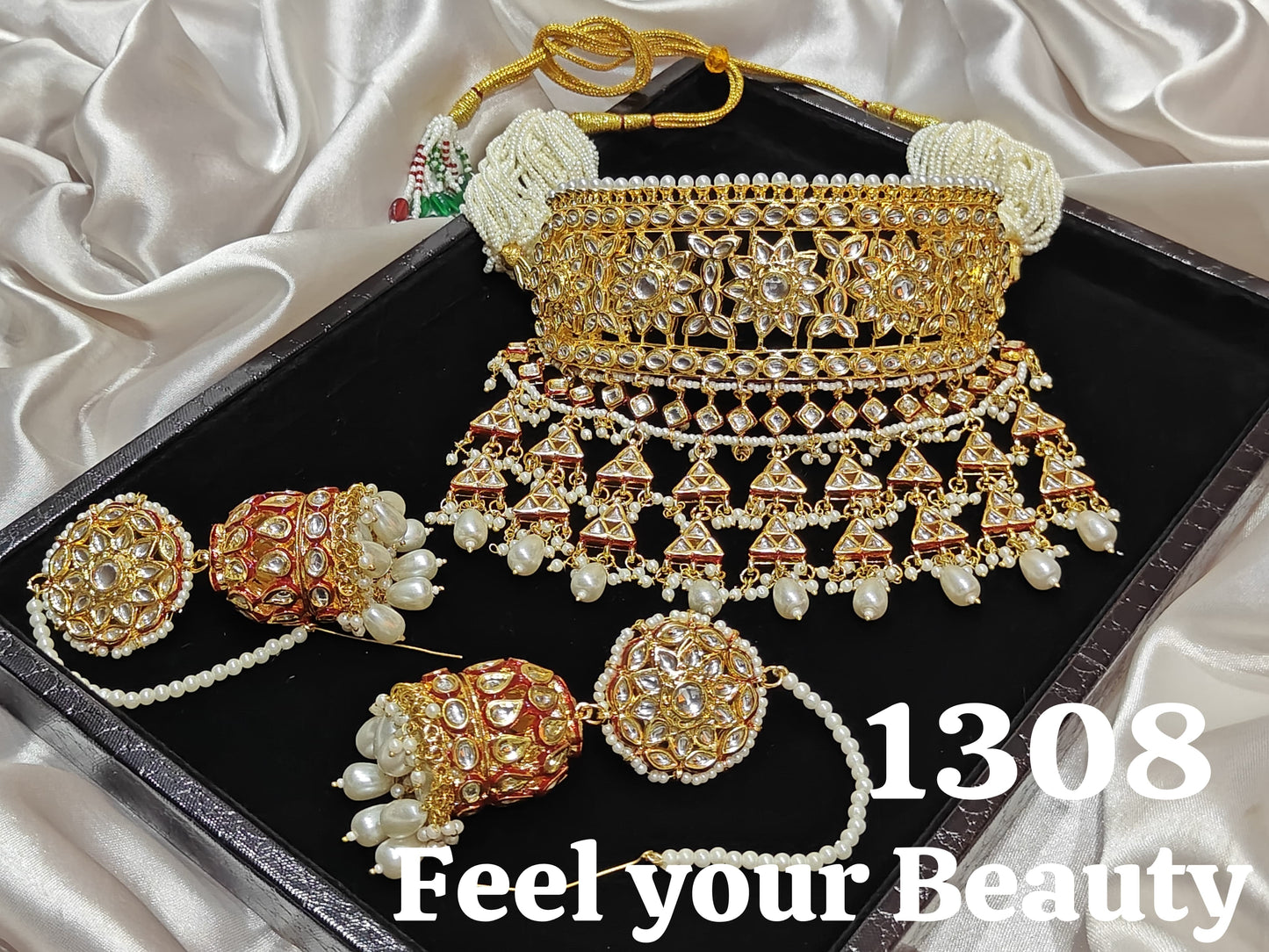 *Meenakari Jadaaw Kundan Aad With Earrings