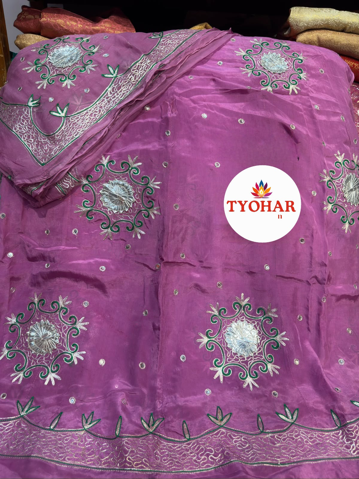 Rajputi Boutique Poshak – Heavy Natural Odhna with Zari, Taara & Resham Silver zari Handwork 12 kali poshak