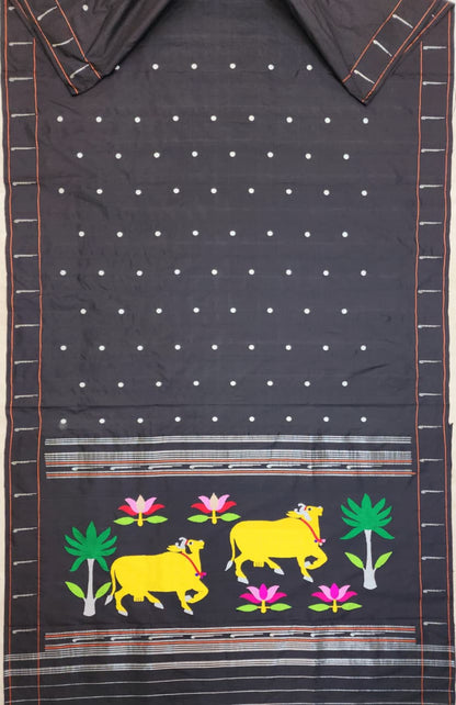 Handloom Single Muniya Pure Silk Paithani Saree | Self Border | Silk Mark Certified