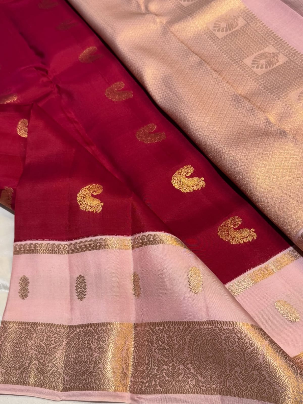 Elegant Maroon Pink Kanjivaram Pure Silk Saree with Golden Work | Silk Mark Certified Bridal Saree