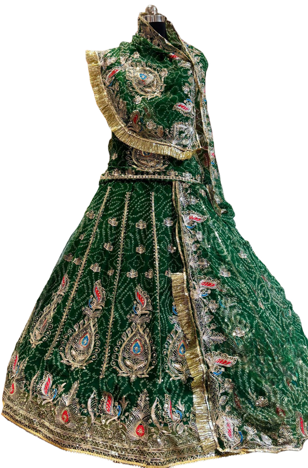 DESIGHNER 5 MTR GHER VINTAGE CHUNNARI POSHAK