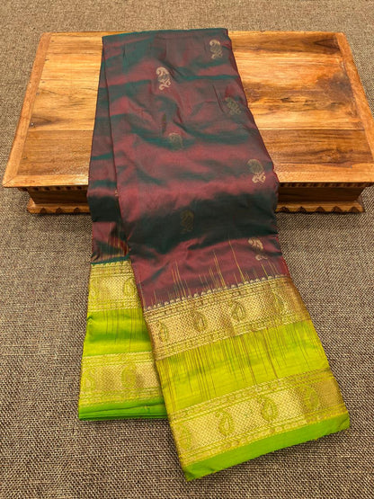 Kanjivaram Pure Silk Paithani Saree – Traditional Zari Border with Shoulder Butti & Contrast Blouse
