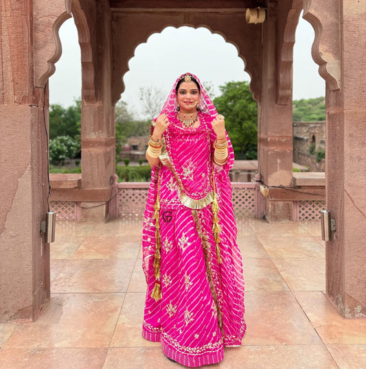 ELEGANT LAHRIYA POSHAK  RANI CLOUR