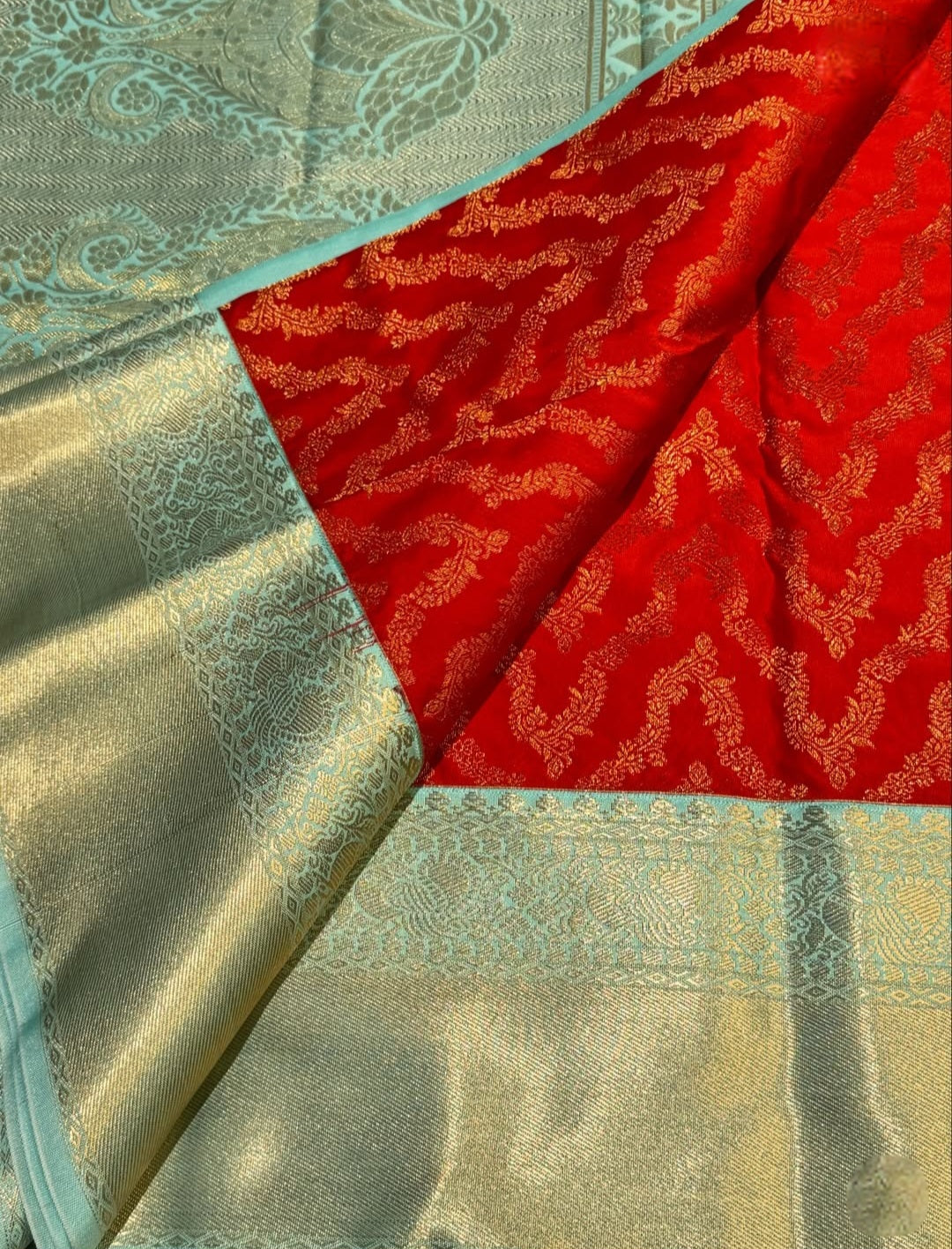 Red & Rama Green Semi Kanchipuram Silk Saree – Handwoven Traditional Saree