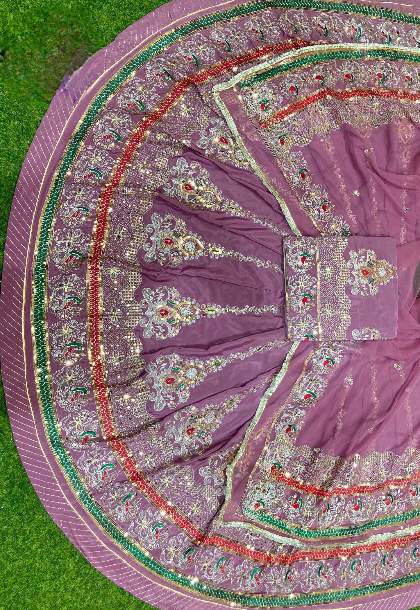 Vintage Barik Zari 4 MTR Gher Rajasthani Poshak – Heavy Crepe Silk Designer Lehenga