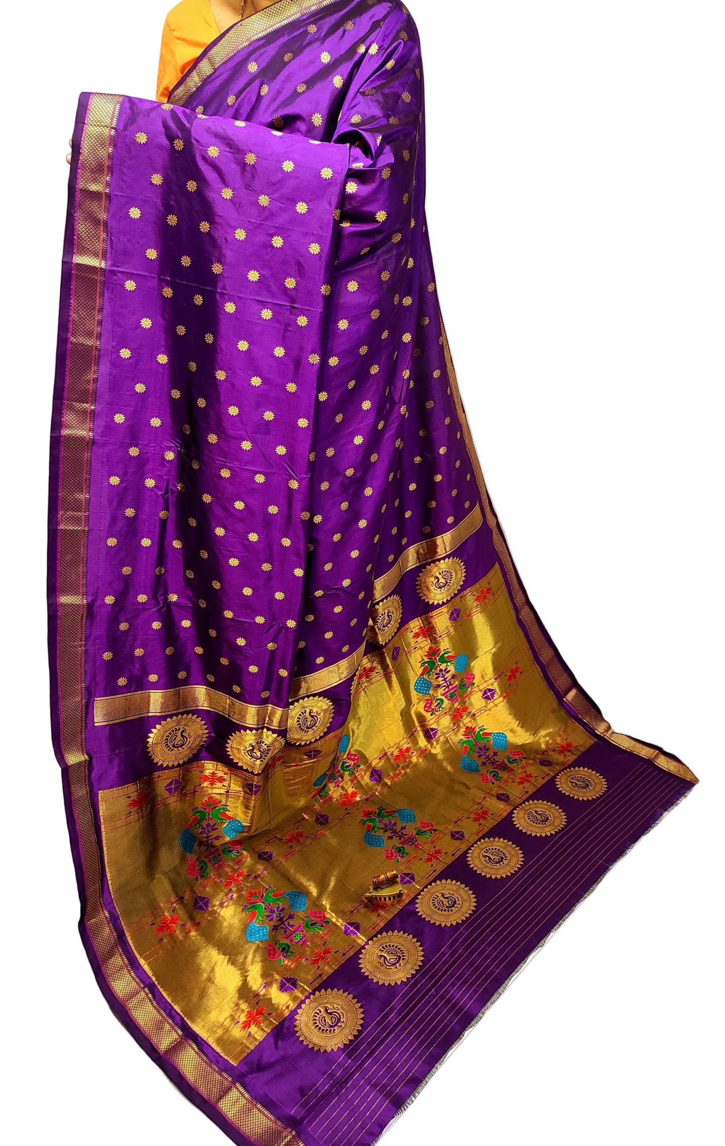 Maharani Kalanjali Handwoven Pure Silk Paithani Saree – All Over Butta with Royal Pallu