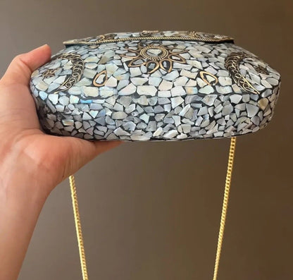 Metal Clutch for Royal Look