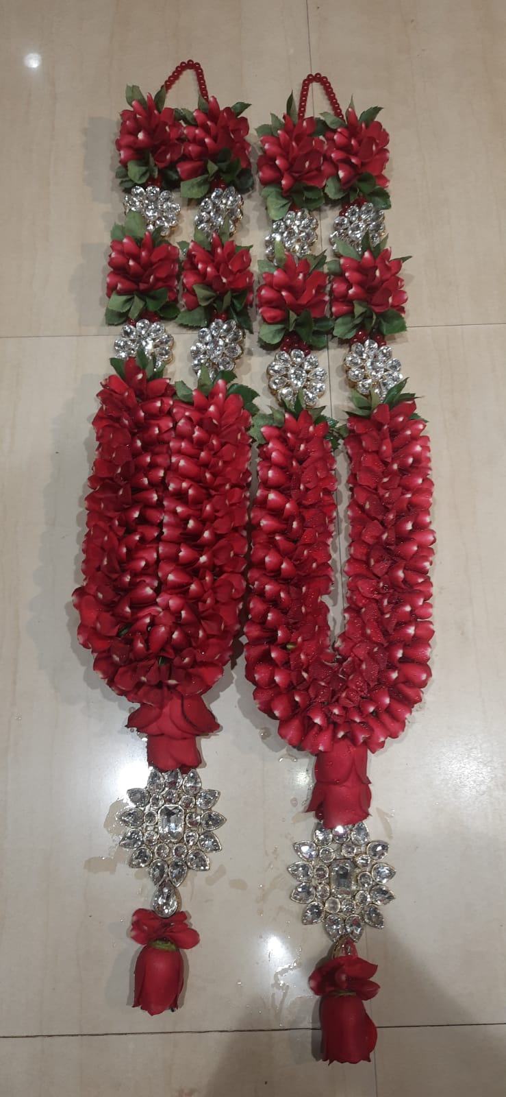 Fresh Flower Fancy Wedding Garland Varmala Pair for Bride & Groom – 5.5 ft