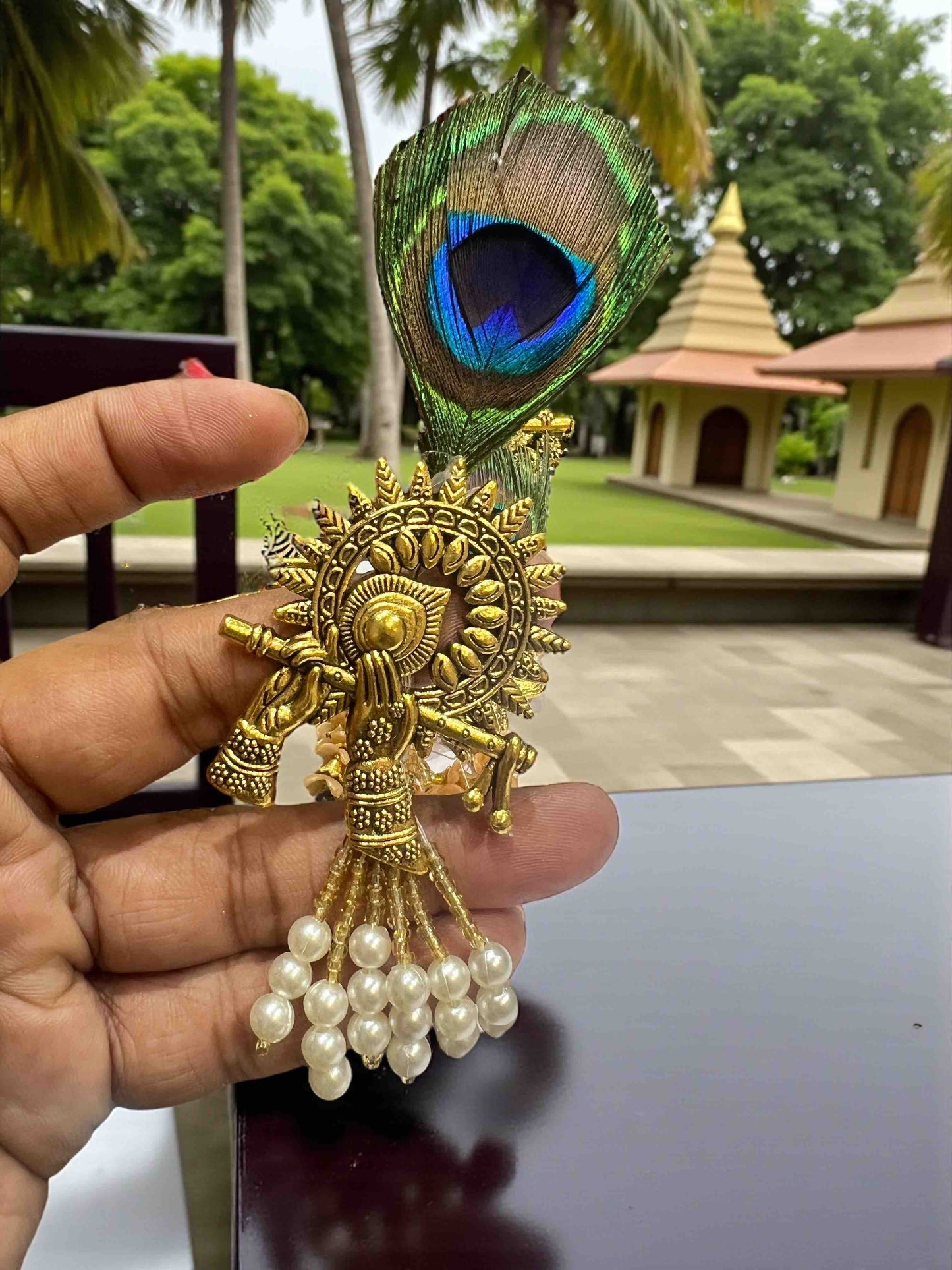 Radha Krishna & Murli Mor Pankh Brooch | Elegant Wedding Welcome Accessory – Pack of 25