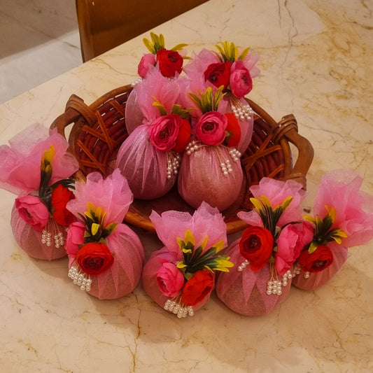 Handcrafted decorative sagun nariyal for Indian wedding shagun, Mayra and Bhaat ceremonies, and traditional pooja rituals, pack of 5